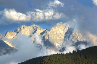 Kuchnia tatrzańska – czego warto spróbować w Zakopanem